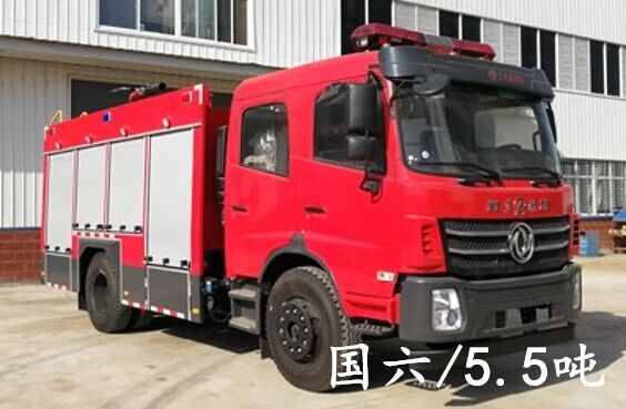 國六東風(fēng)5.5噸水罐消防車